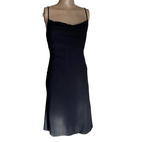 Sincerly Jules Dresses & Skirts - Sincerely Jules nwt slip dress. Low scooped back.